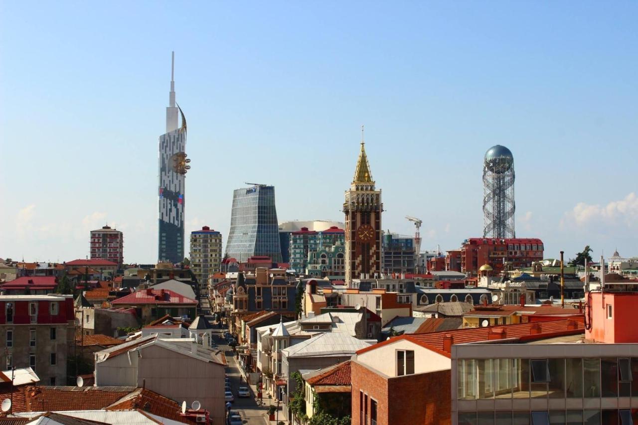 Hotel Light Palace Batumi Luaran gambar