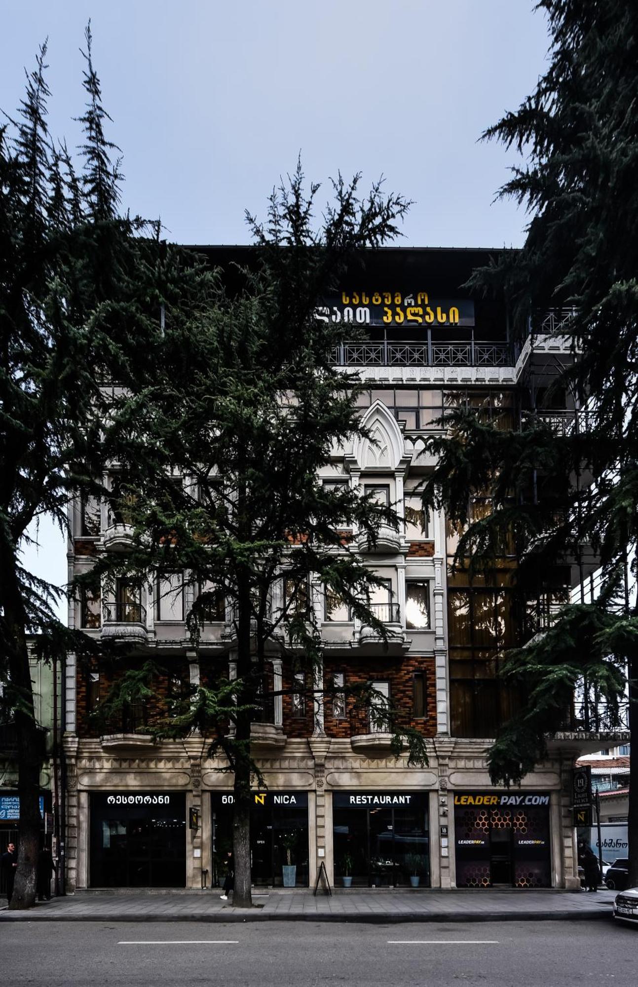 Hotel Light Palace Batumi Luaran gambar